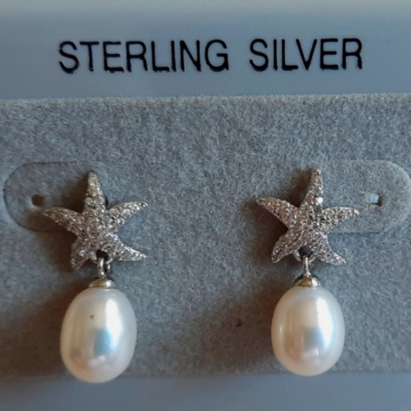 Silver Jeans Jewelry - Sterling silver pearl earrings.